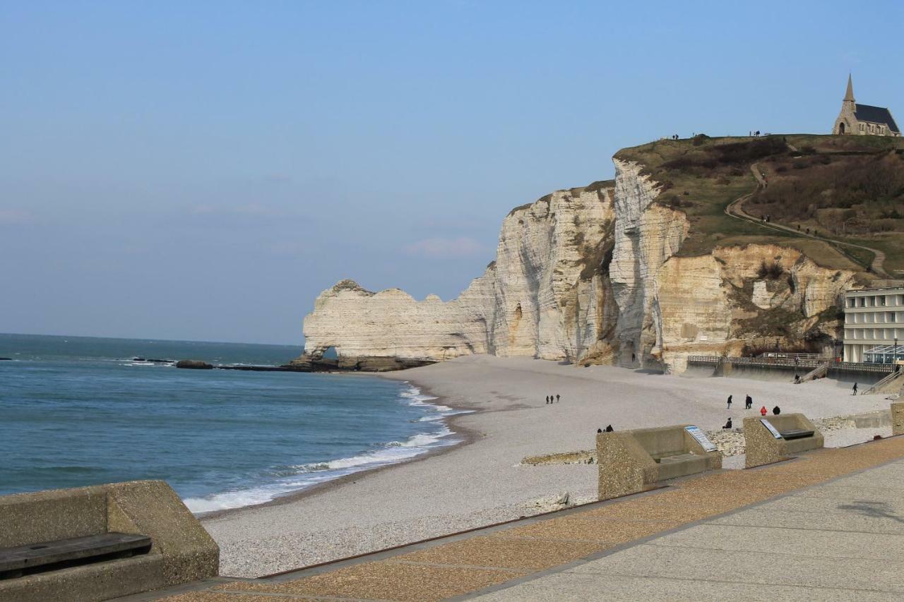 B&B Wood Cottage Étretat Exteriér fotografie